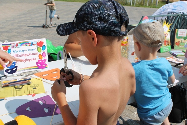 Мастер-класс по изготовлению бутафории Мастер-класс по изготовлению бутафории