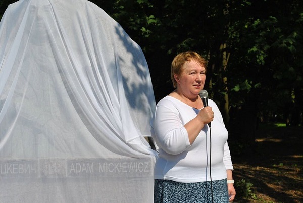 Шумилова Наталья Алексеевна на открытии памятника Адаму Мицкевичу Шумилова Наталья Алексеевна на открытии памятника Адаму Мицкевичу
