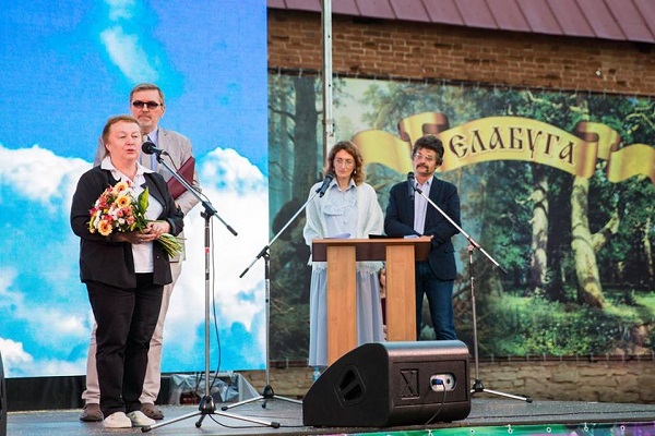 Наталья Шумилова в Елабуге на награждении Всероссийской премии "Хранители наследия". Наталья Шумилова в Елабуге на награждении Всероссийской премии "Хранители наследия".